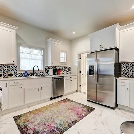 Cottage Chic- Less Than 5 Mins To Plaza District